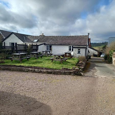 The Crown Inn Wentnor エクステリア 写真