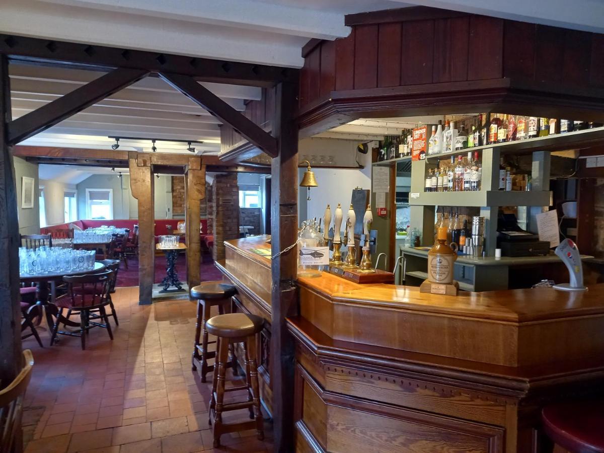 The Crown Inn Wentnor エクステリア 写真